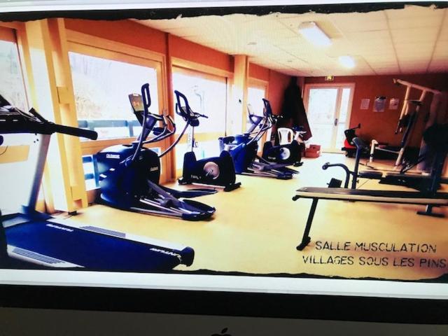 Léon Village Vacances Aux Villages Sous Les Pins מראה חיצוני תמונה