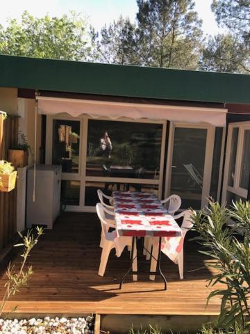 Léon Village Vacances Aux Villages Sous Les Pins מראה חיצוני תמונה